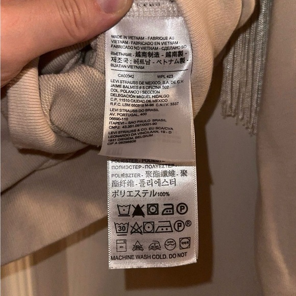 Levi's Ashley Beige Fringe Crew Neck Sweatshirt - Picture 4 of 7